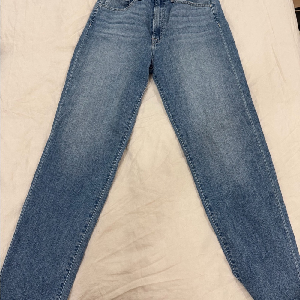 Hudson Jeans Women's Straight Leg in Light Blue
